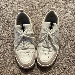 White Sneakers ShuShop Romi 7.5